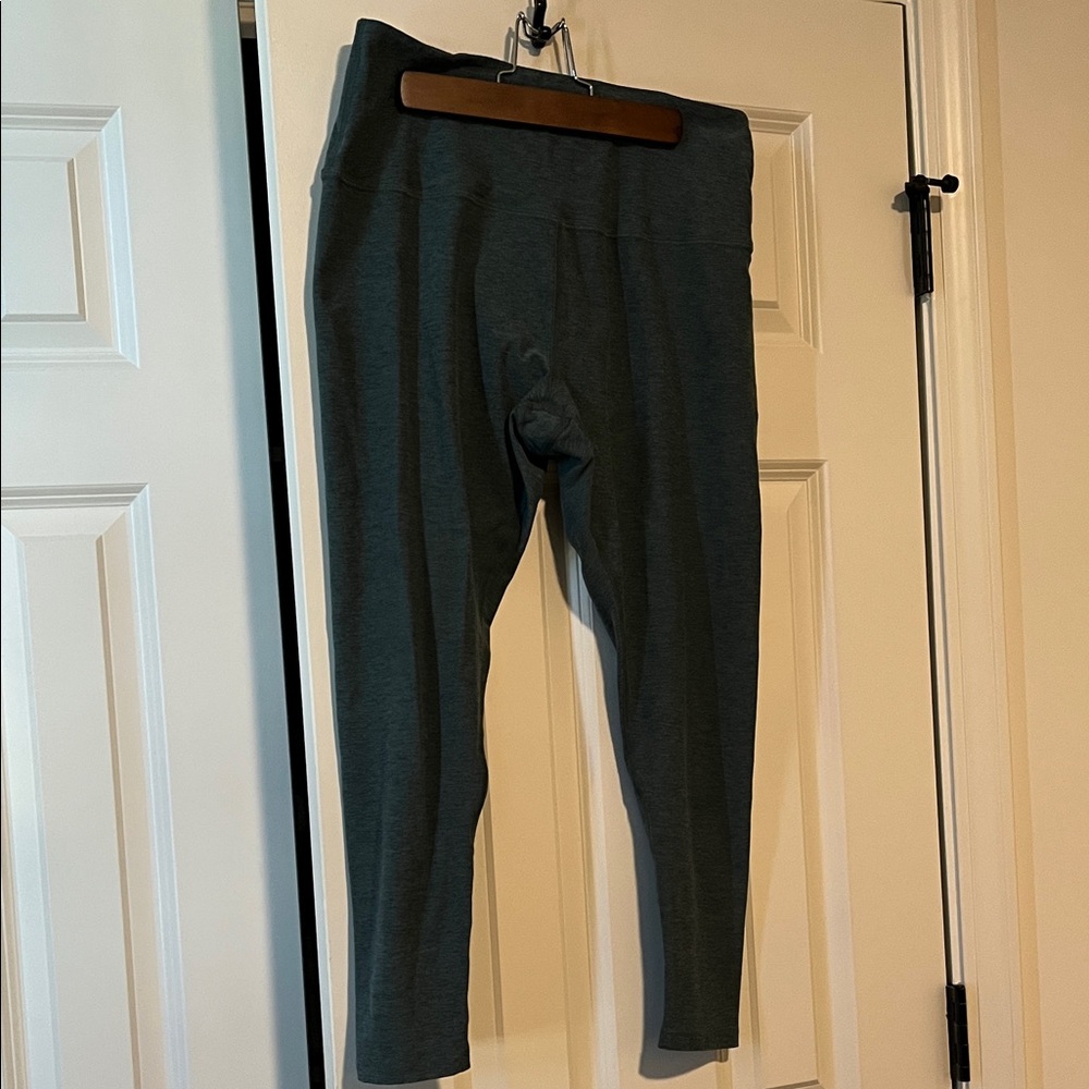 Beyond Yoga Teal Leggings